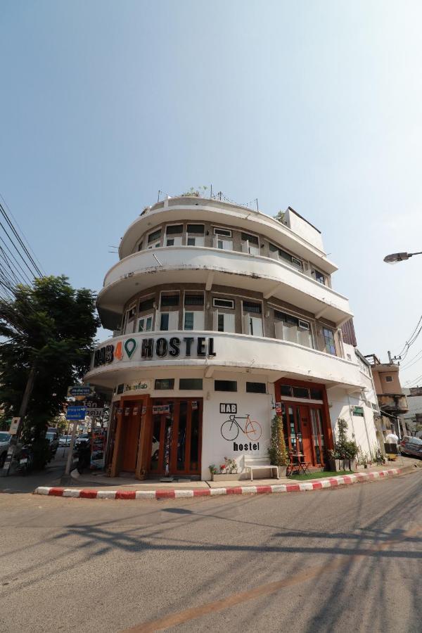 Oyo 552 Hab40 Hostel Chiang Mai Exteriör bild