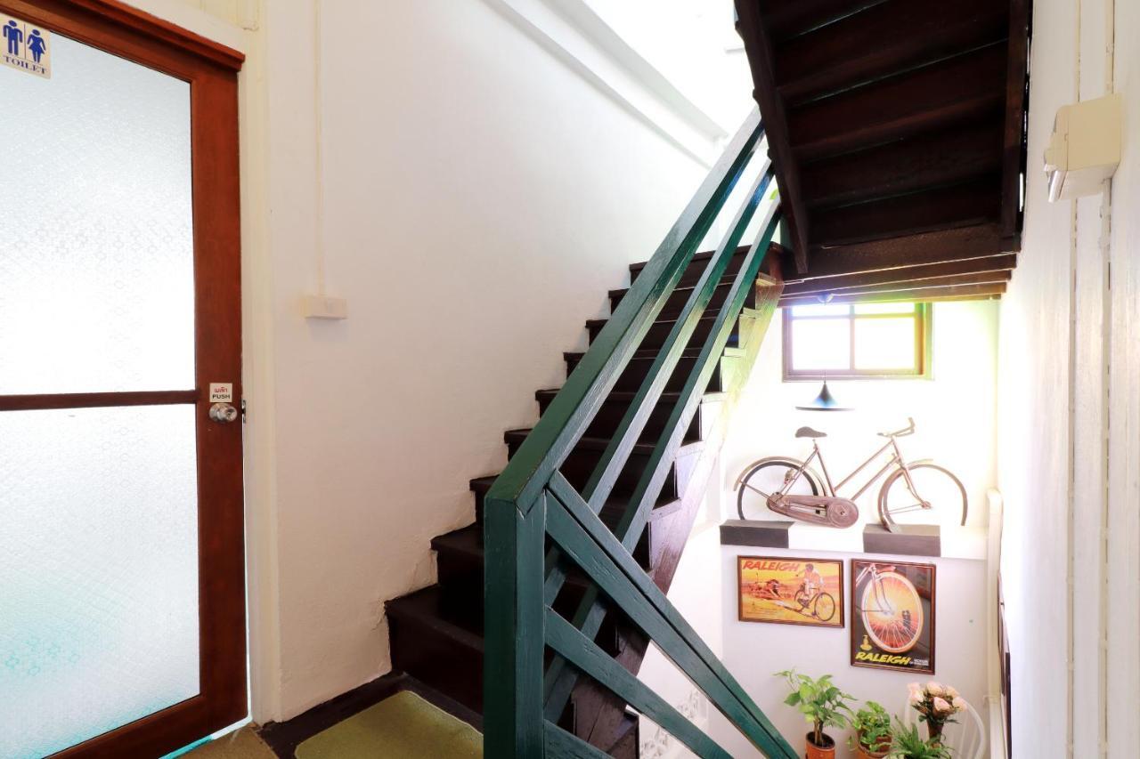 Oyo 552 Hab40 Hostel Chiang Mai Exteriör bild